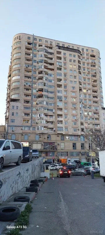 Satılır 2 otaqlı mənzil 54 m²