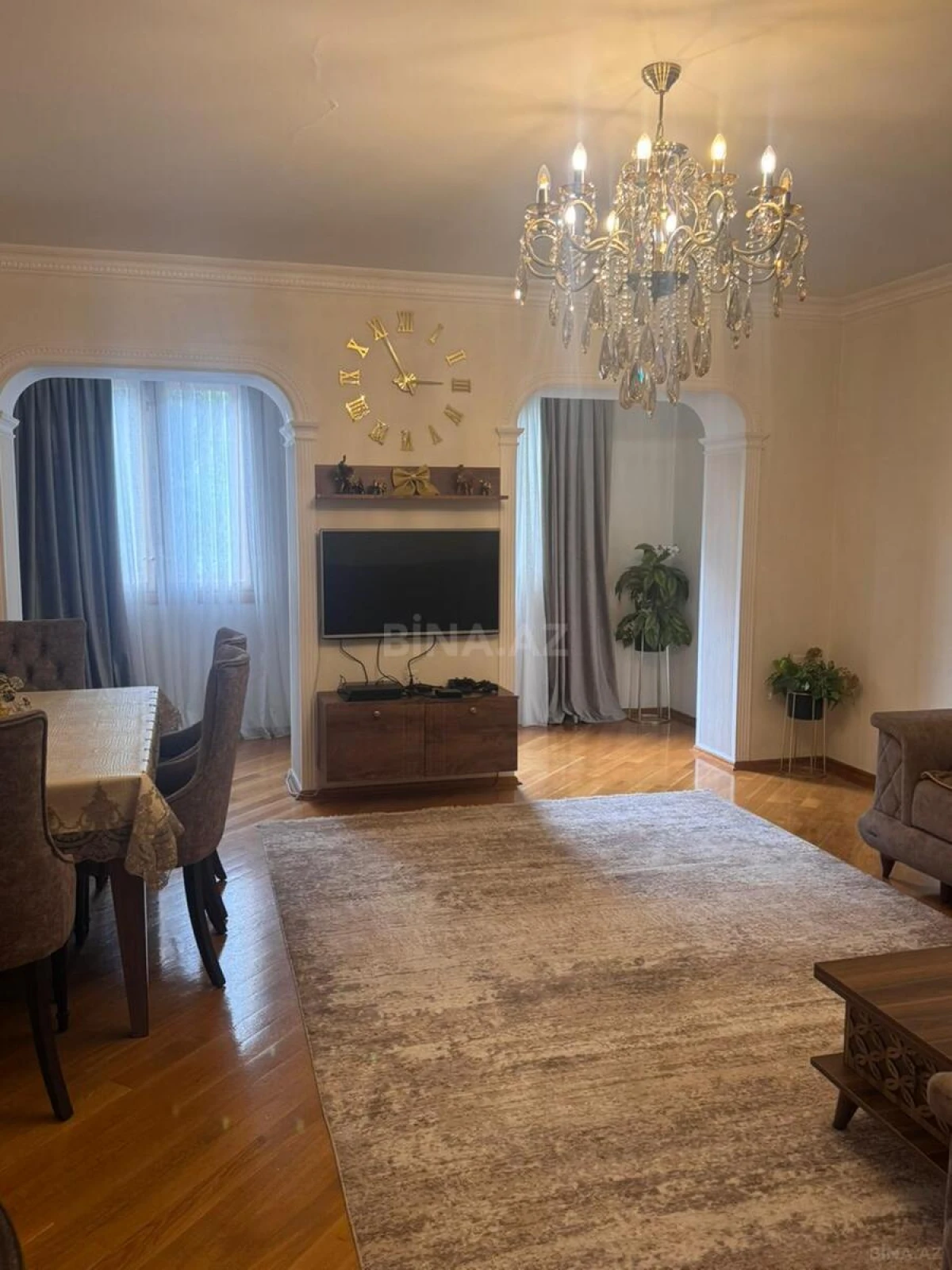 Satılır 3 otaqlı mənzil 110 m²