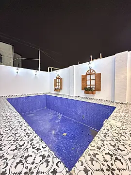 Satılır 5 otaqlı həyət evi 210 m²