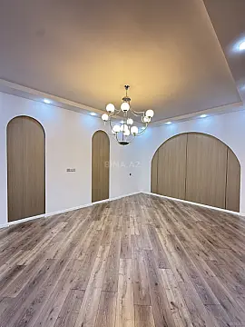 Satılır 5 otaqlı həyət evi 210 m²