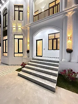 Satılır 5 otaqlı həyət evi 210 m²