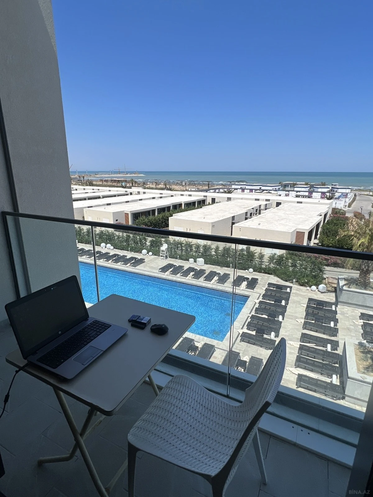 Satılır 2 otaqlı mənzil 100 m²