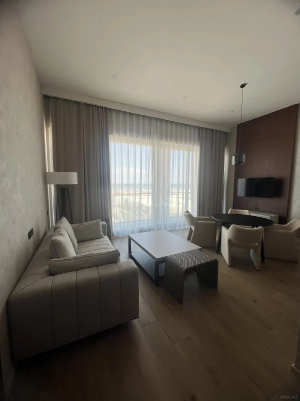 Satılır 2 otaqlı mənzil 100 m²