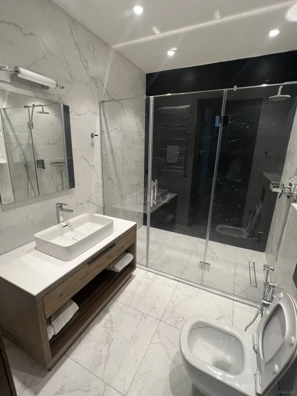 Satılır 2 otaqlı mənzil 100 m²