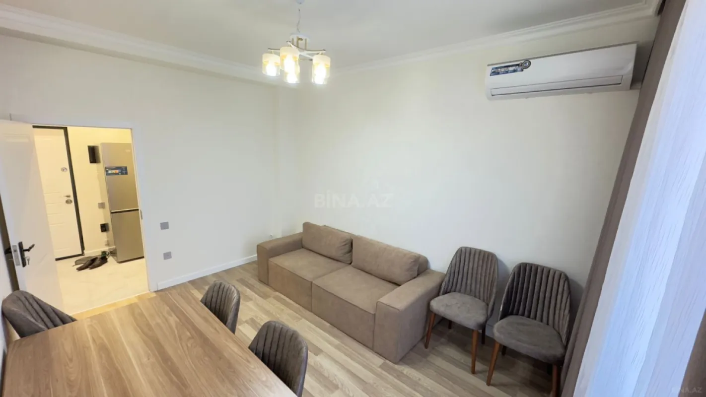 Kirayə verilir 2 otaqlı mənzil 60 m²
