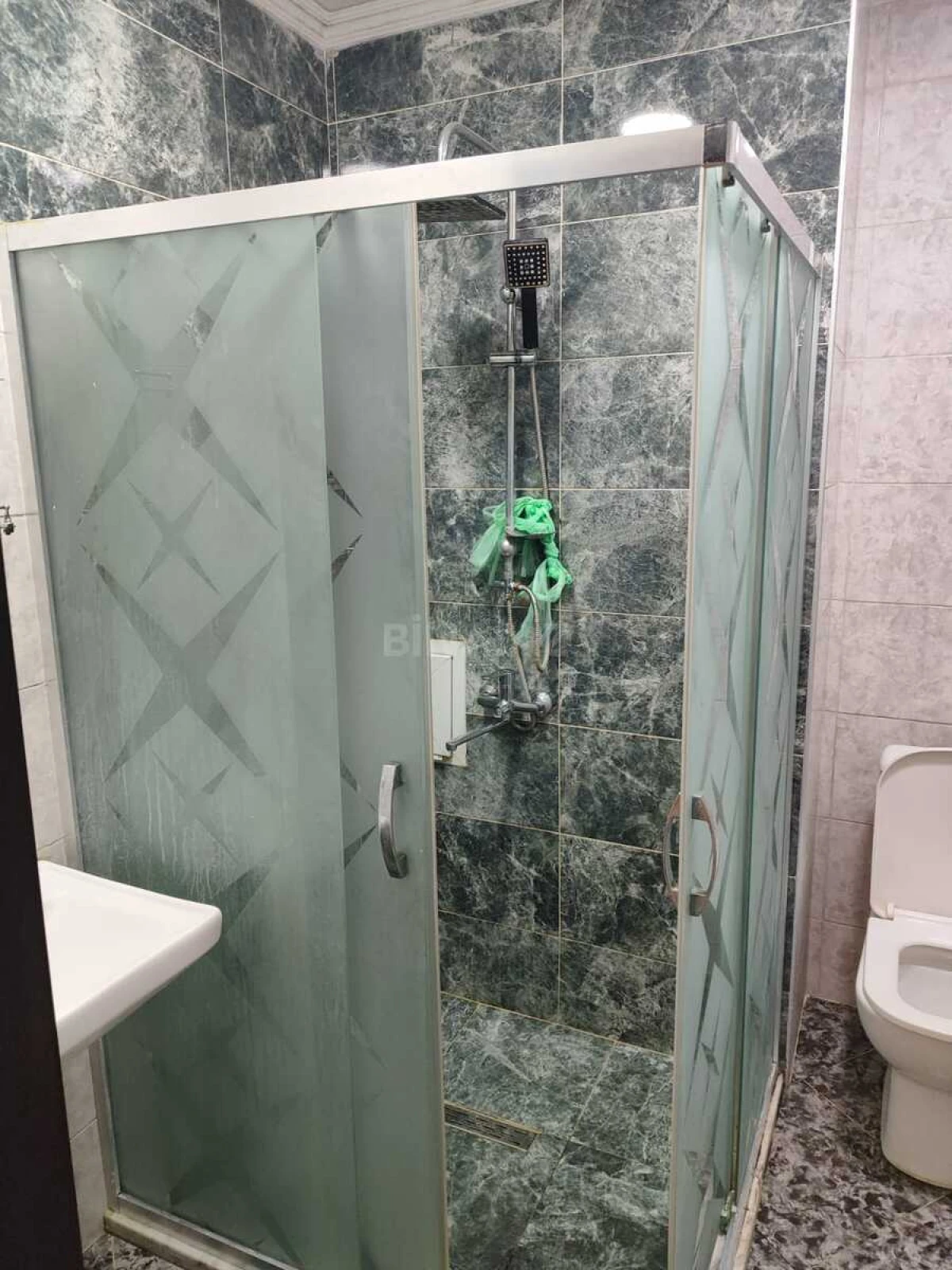 Satılır 2 otaqlı mənzil 60 m²