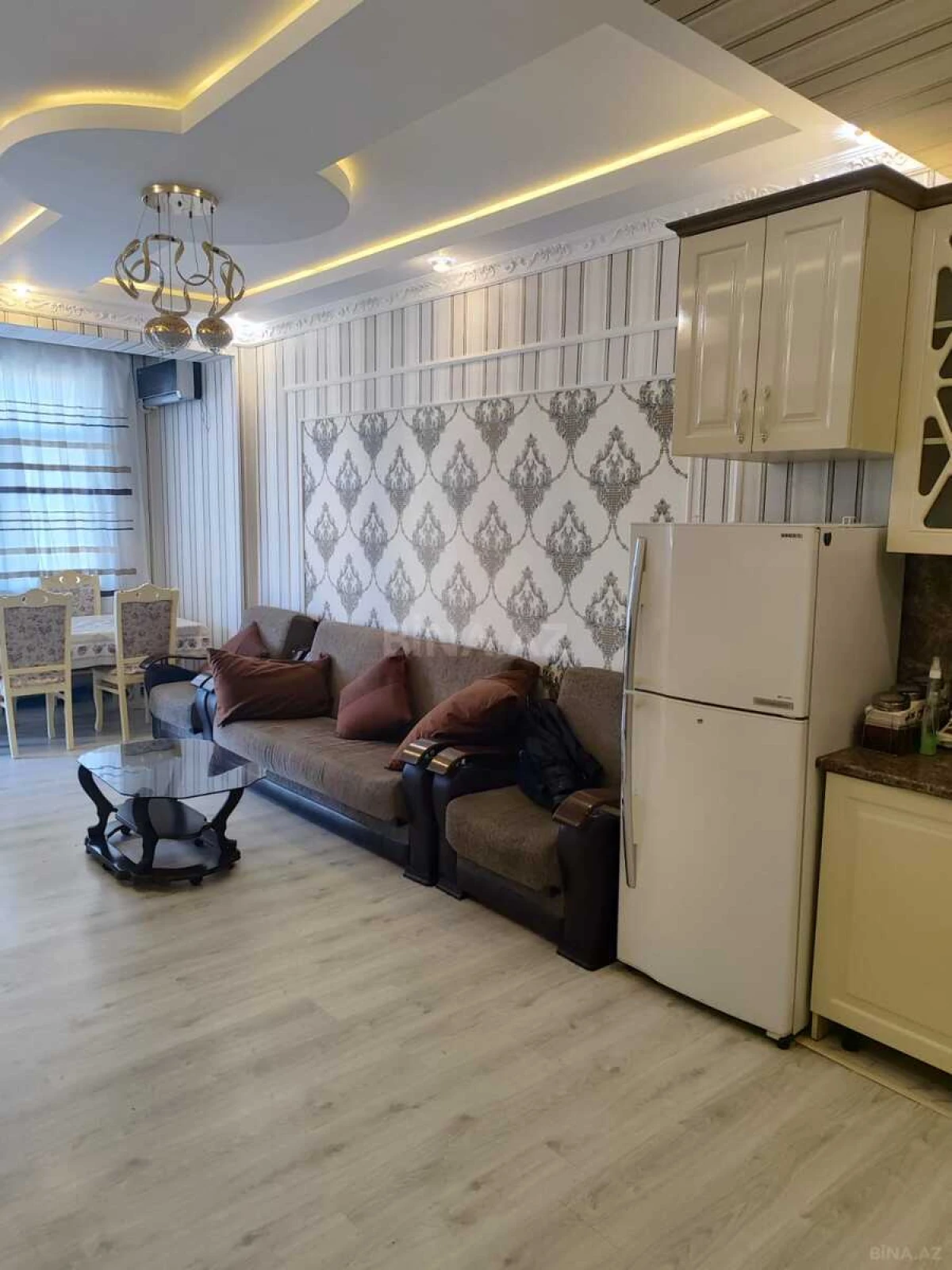 Satılır 2 otaqlı mənzil 60 m²