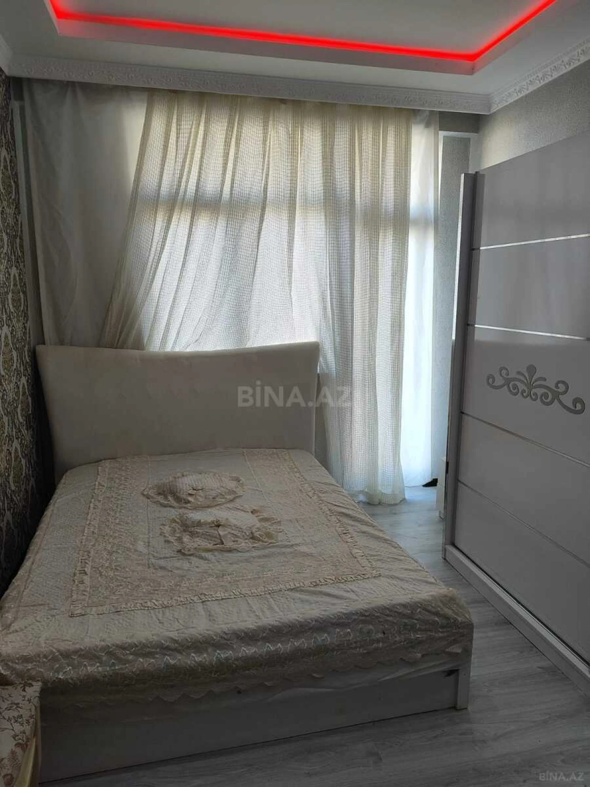 Satılır 2 otaqlı mənzil 60 m²