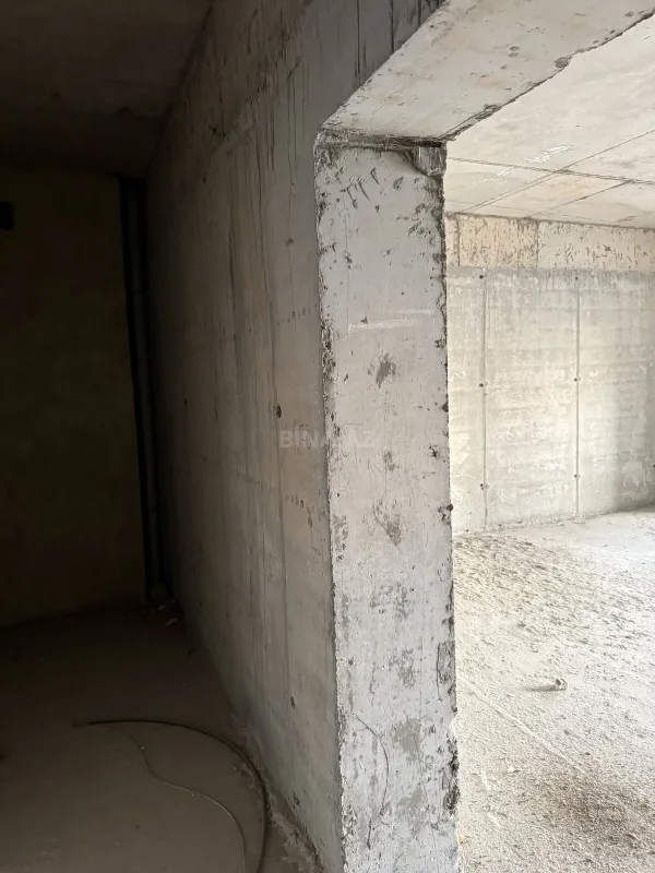 Satılır 3 otaqlı mənzil 90.5 m²