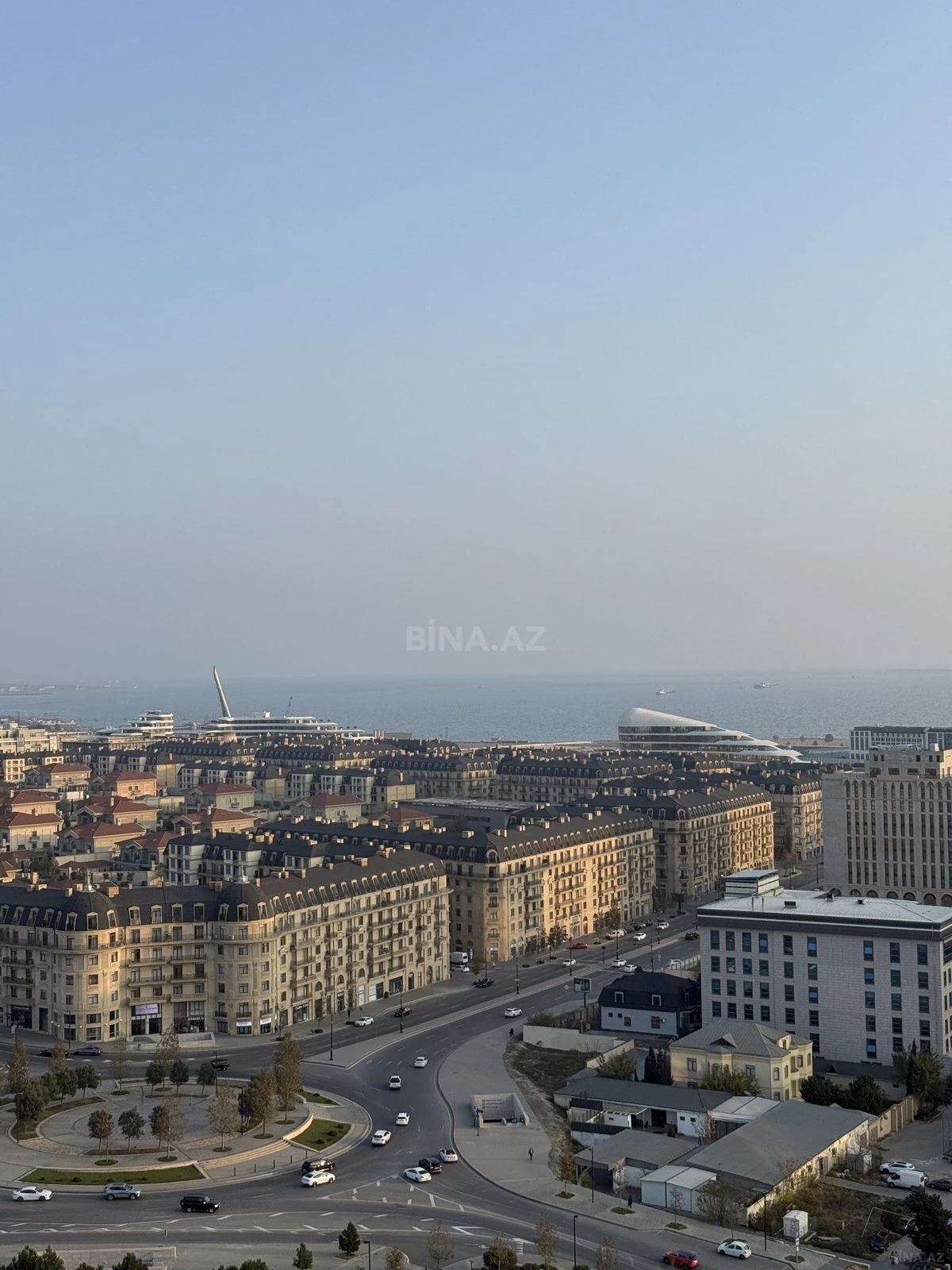 Satılır 3 otaqlı mənzil 90.5 m²