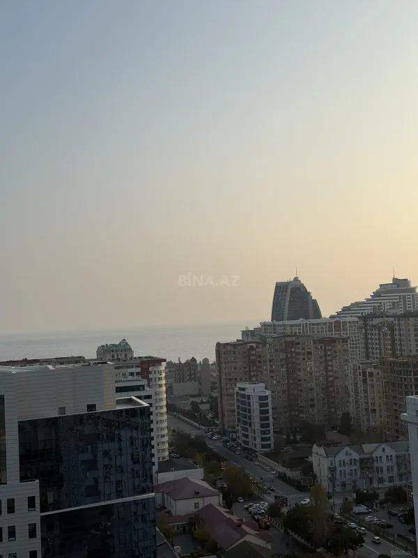 Satılır 3 otaqlı mənzil 90.5 m²