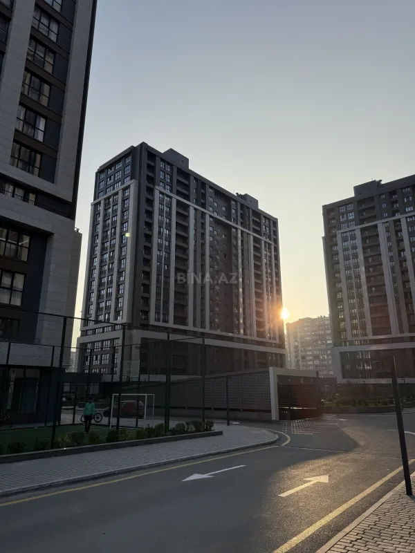 Satılır 3 otaqlı mənzil 90.5 m²