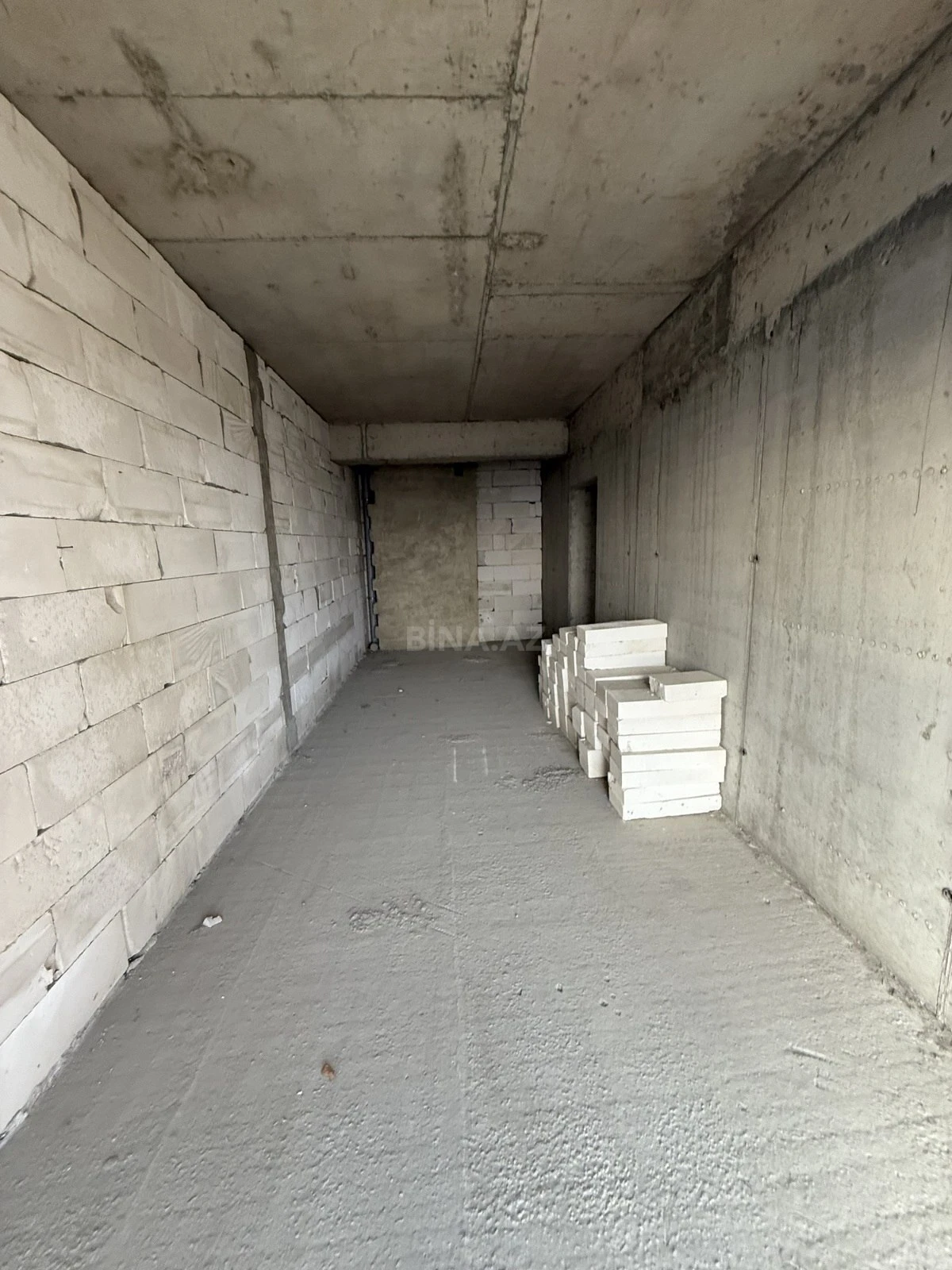 Satılır 3 otaqlı mənzil 90.5 m²