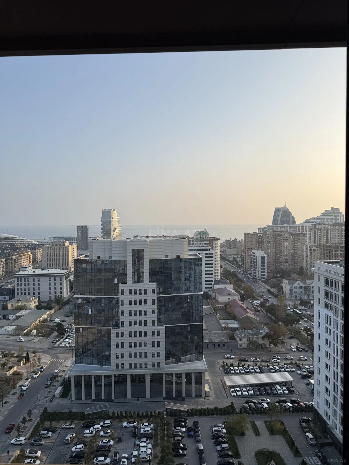 Satılır 3 otaqlı mənzil 90.5 m²