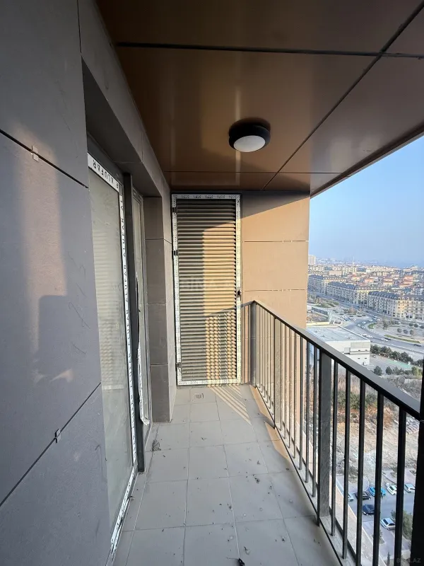 Satılır 3 otaqlı mənzil 90.5 m²