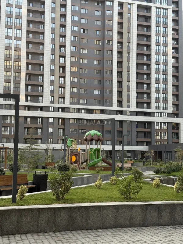 Satılır 3 otaqlı mənzil 90.5 m²