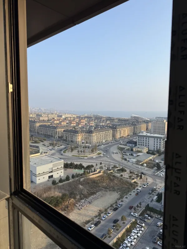 Satılır 3 otaqlı mənzil 90.5 m²