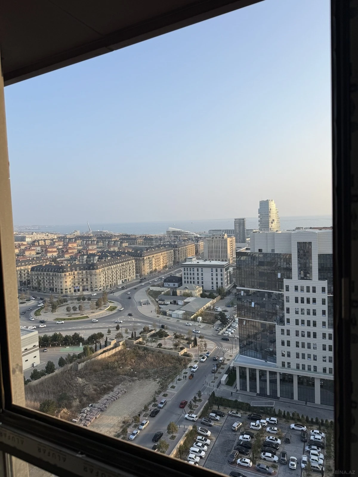 Satılır 3 otaqlı mənzil 90.5 m²