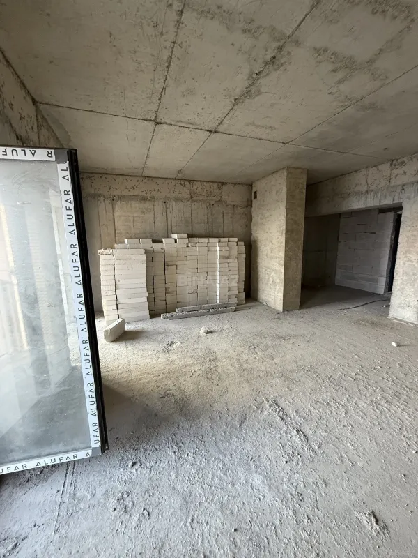 Satılır 3 otaqlı mənzil 90.5 m²