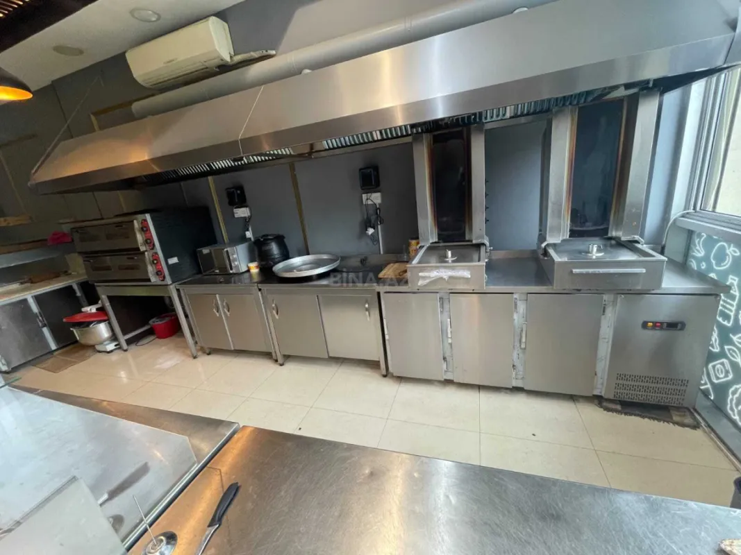 Satılır obyekt 130 m²