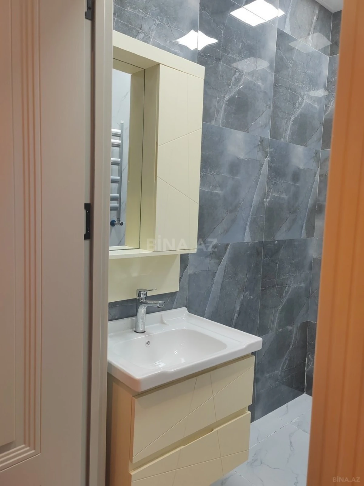 Satılır 1 otaqlı mənzil 34 m²