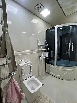 Satılır 3 otaqlı mənzil 146 m²