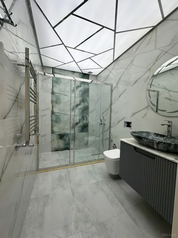 Satılır 3 otaqlı mənzil 126 m²