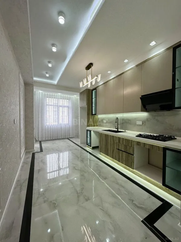 Satılır 3 otaqlı mənzil 126 m²