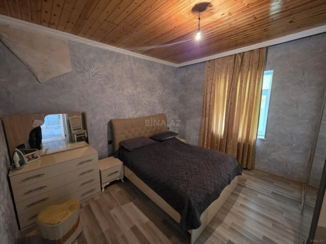Satılır 6 otaqlı həyət evi 150 m²