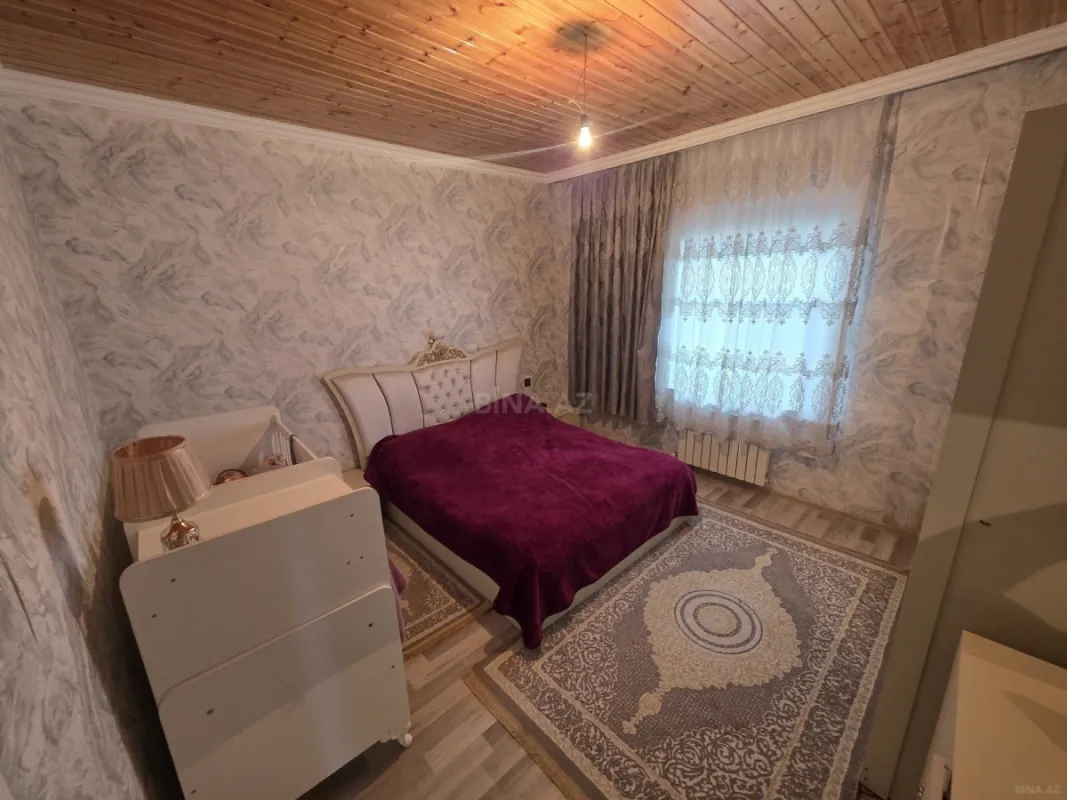 Satılır 6 otaqlı həyət evi 150 m²