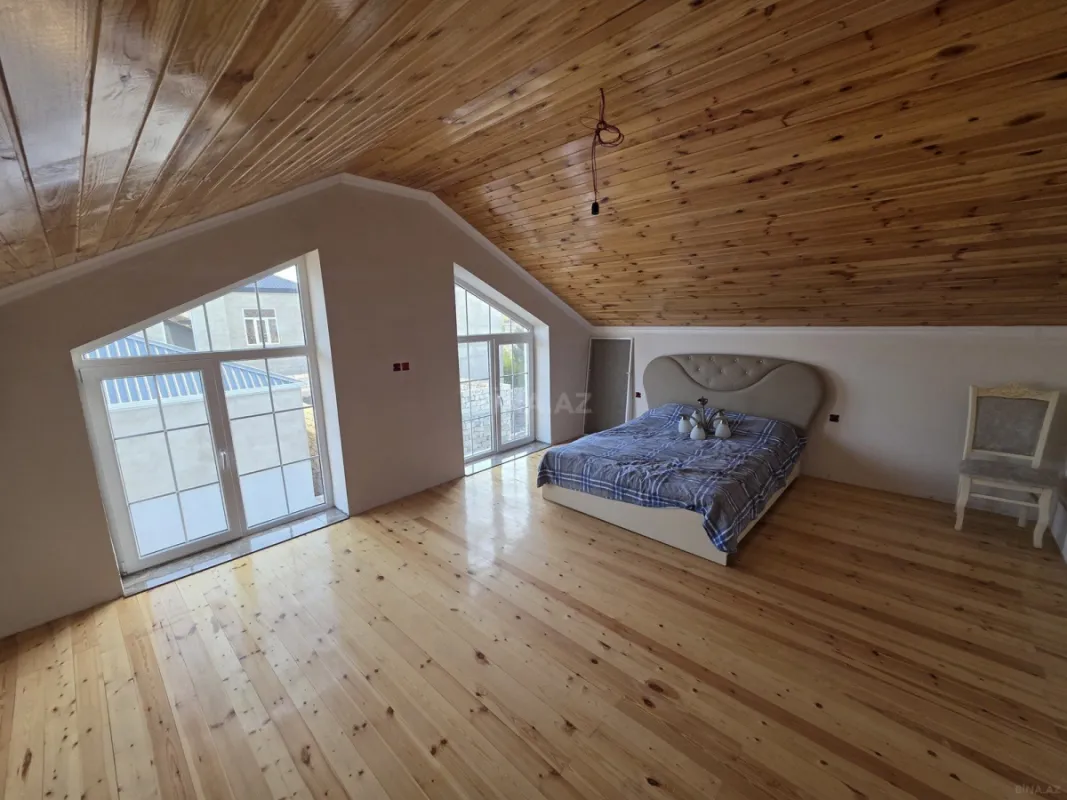 Satılır 6 otaqlı həyət evi 150 m²