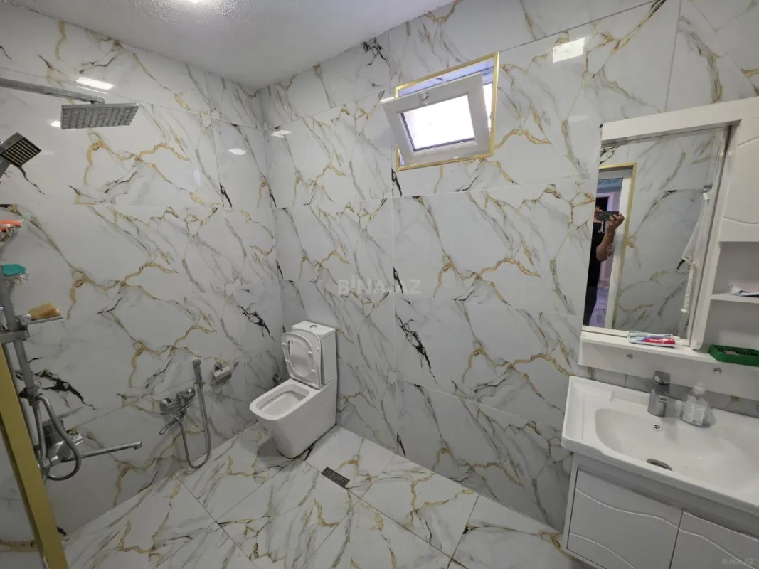 Satılır 6 otaqlı həyət evi 150 m²