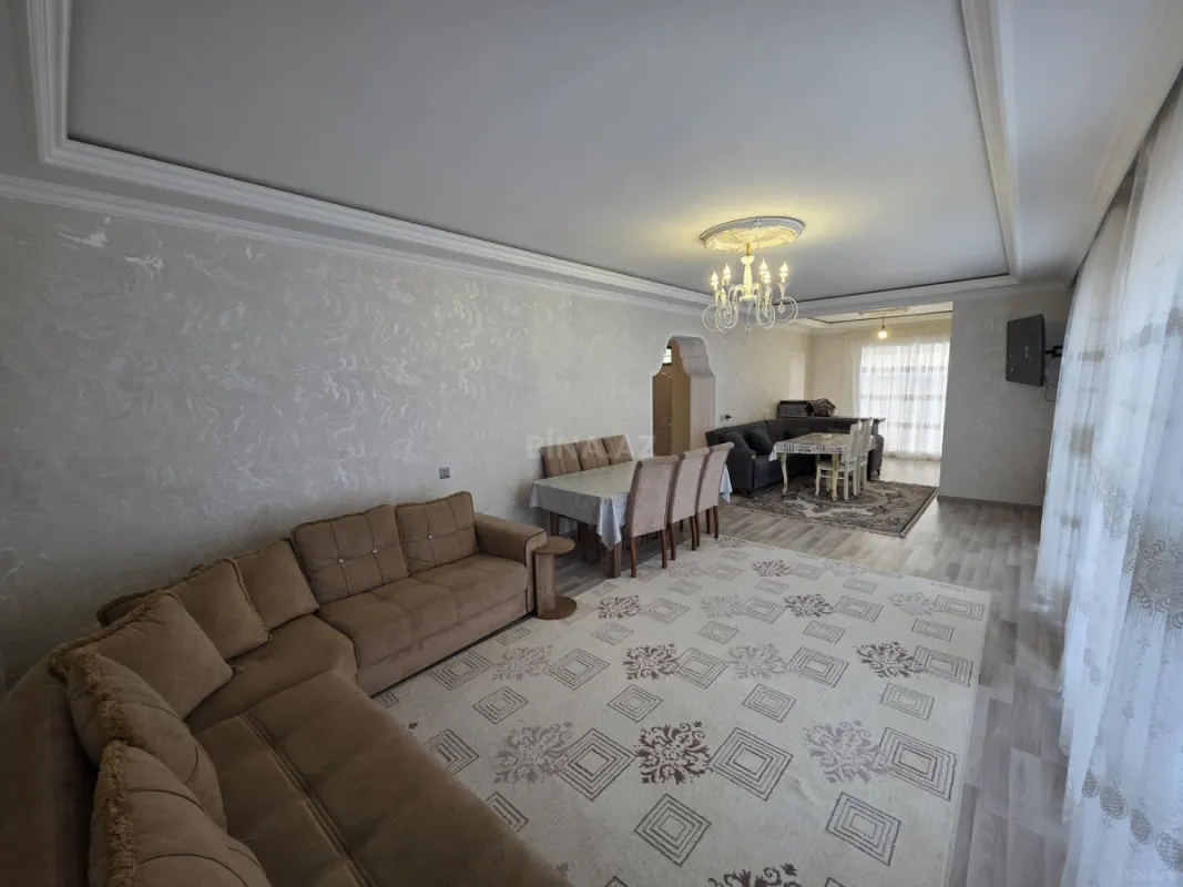 Satılır 6 otaqlı həyət evi 150 m²