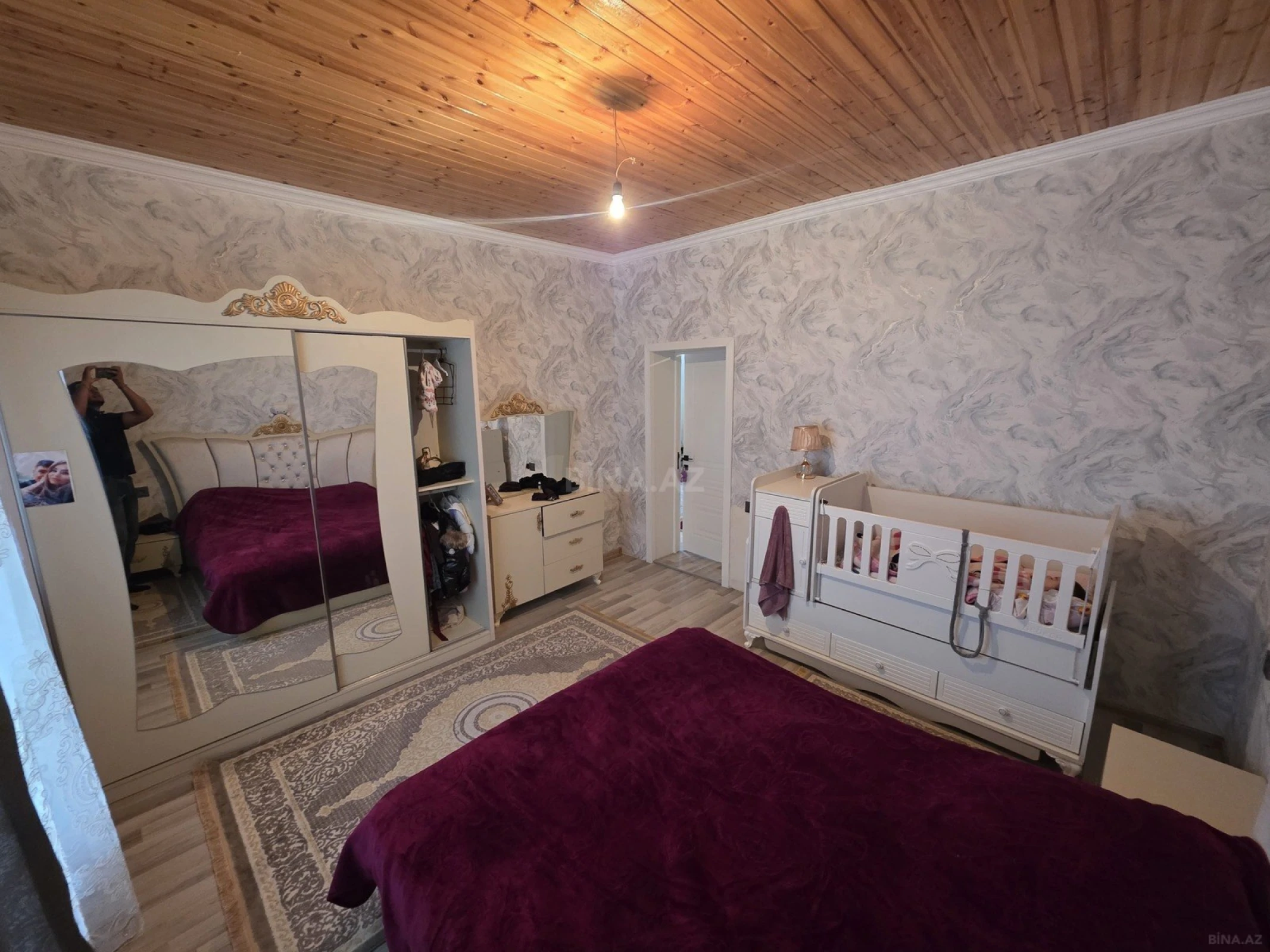 Satılır 6 otaqlı həyət evi 150 m²