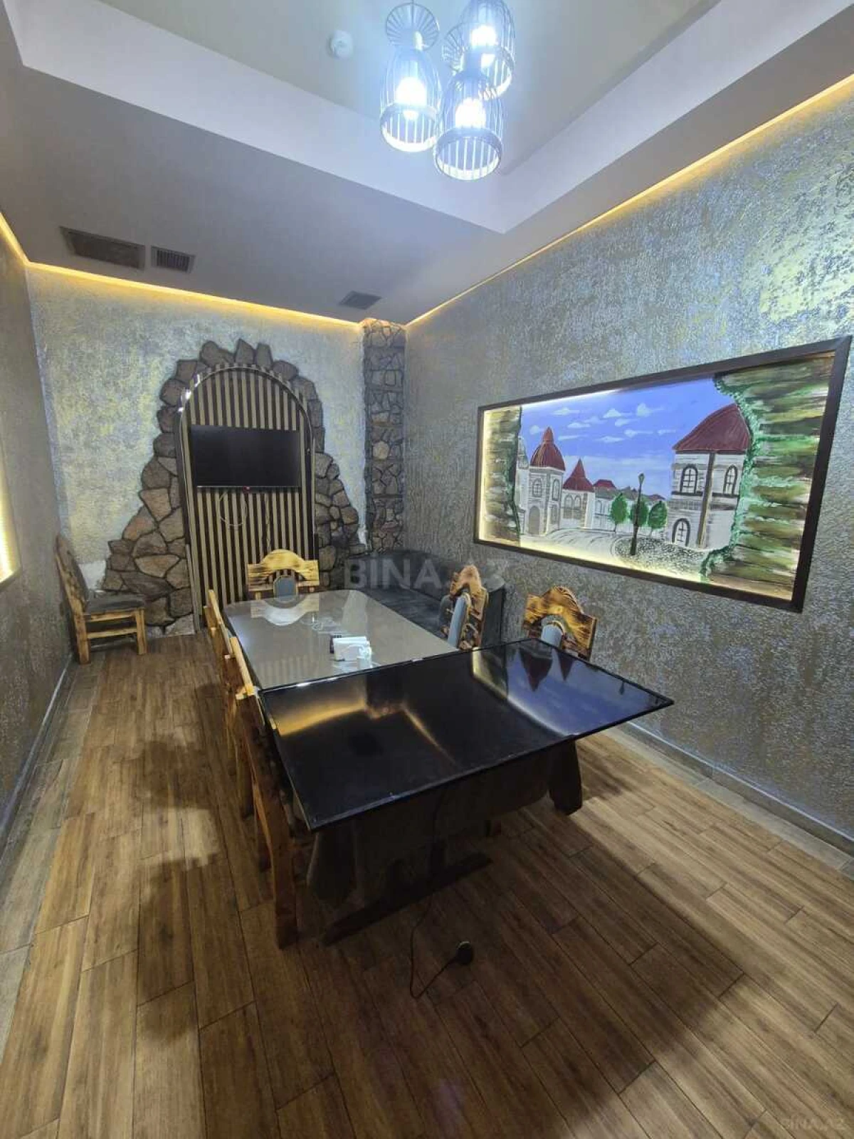 Satılır obyekt 400 m²