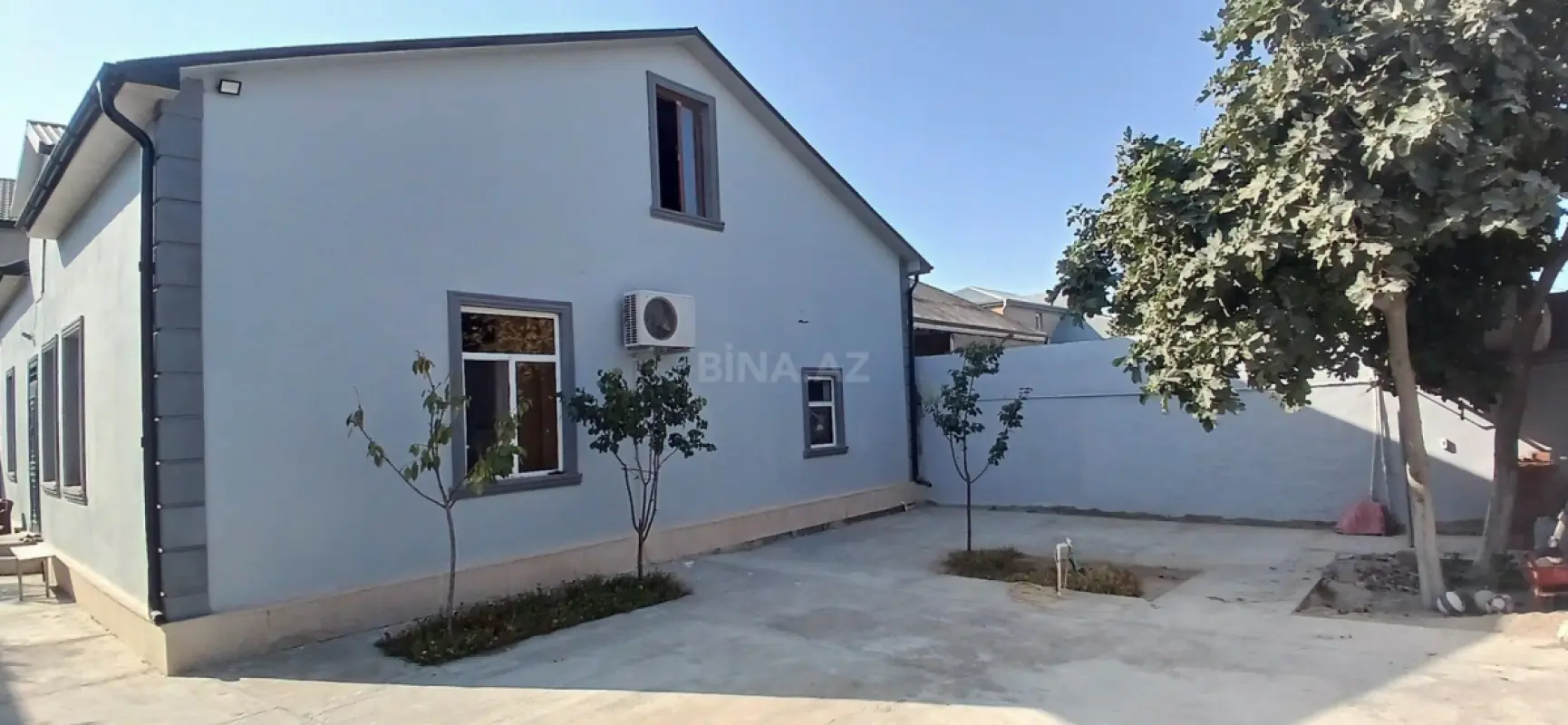 Satılır 4 otaqlı həyət evi 130 m²