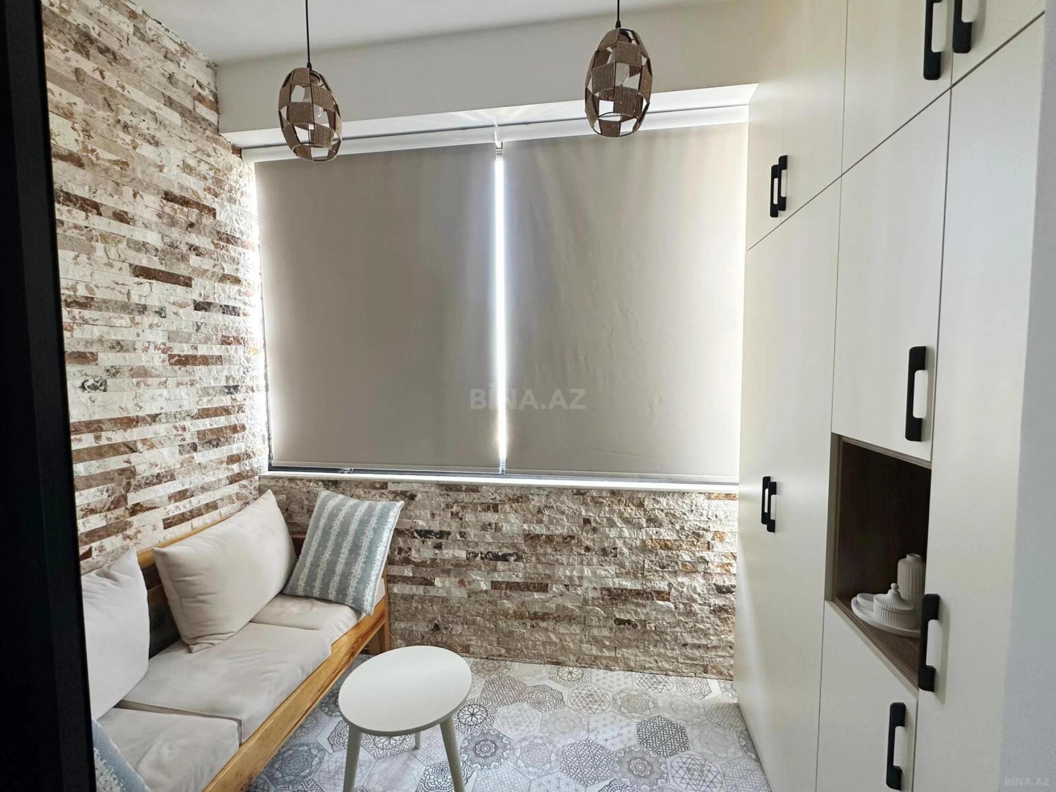 Kirayə verilir 3 otaqlı mənzil 150 m²