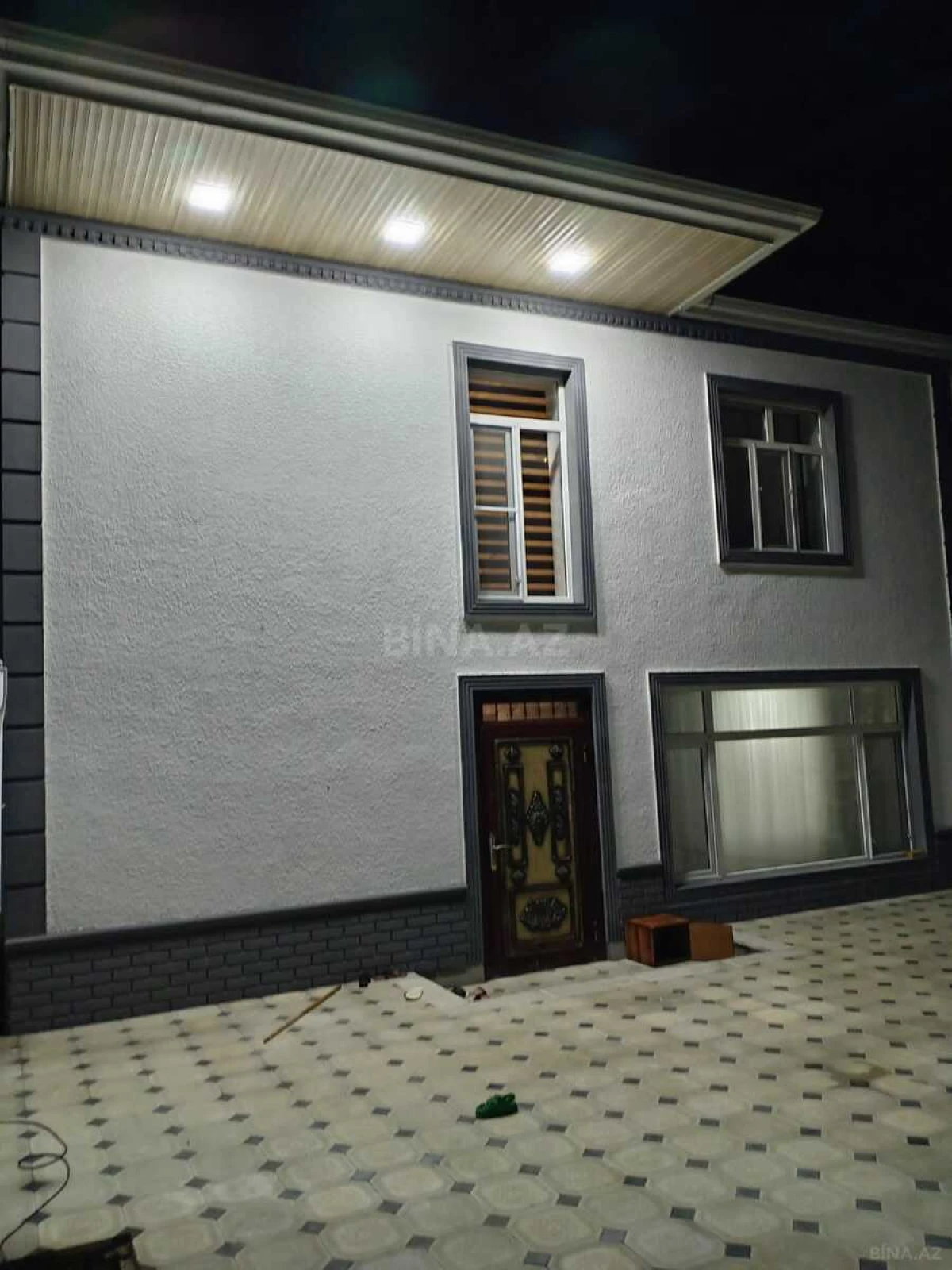 Satılır 4 otaqlı həyət evi 150 m²