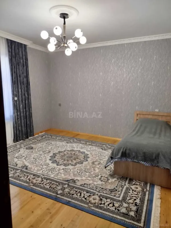 Satılır 4 otaqlı həyət evi 150 m²