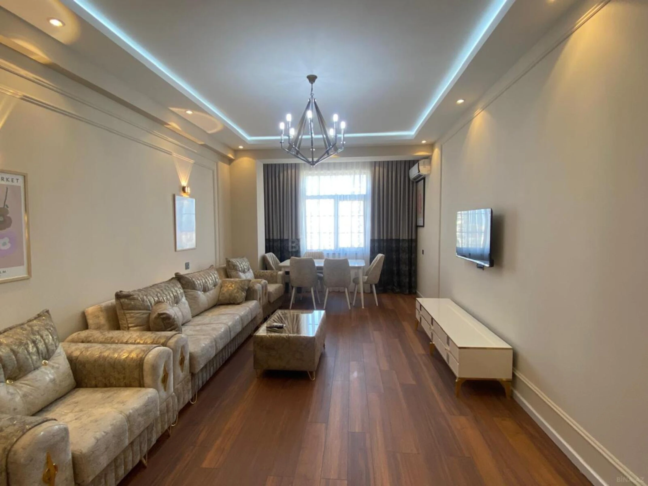 Kirayə verilir 2 otaqlı mənzil 68 m²