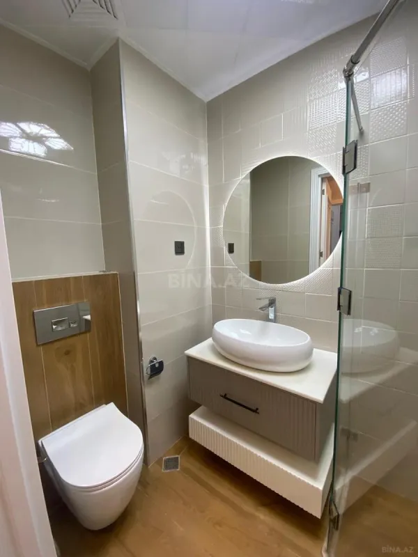 Kirayə verilir 2 otaqlı mənzil 68 m²