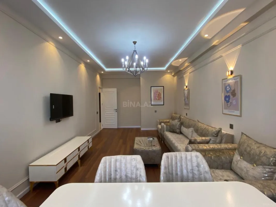 Kirayə verilir 2 otaqlı mənzil 68 m²