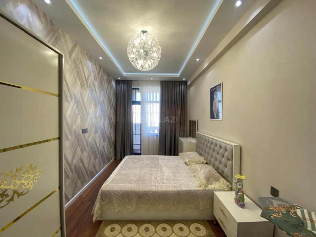 Kirayə verilir 2 otaqlı mənzil 68 m²