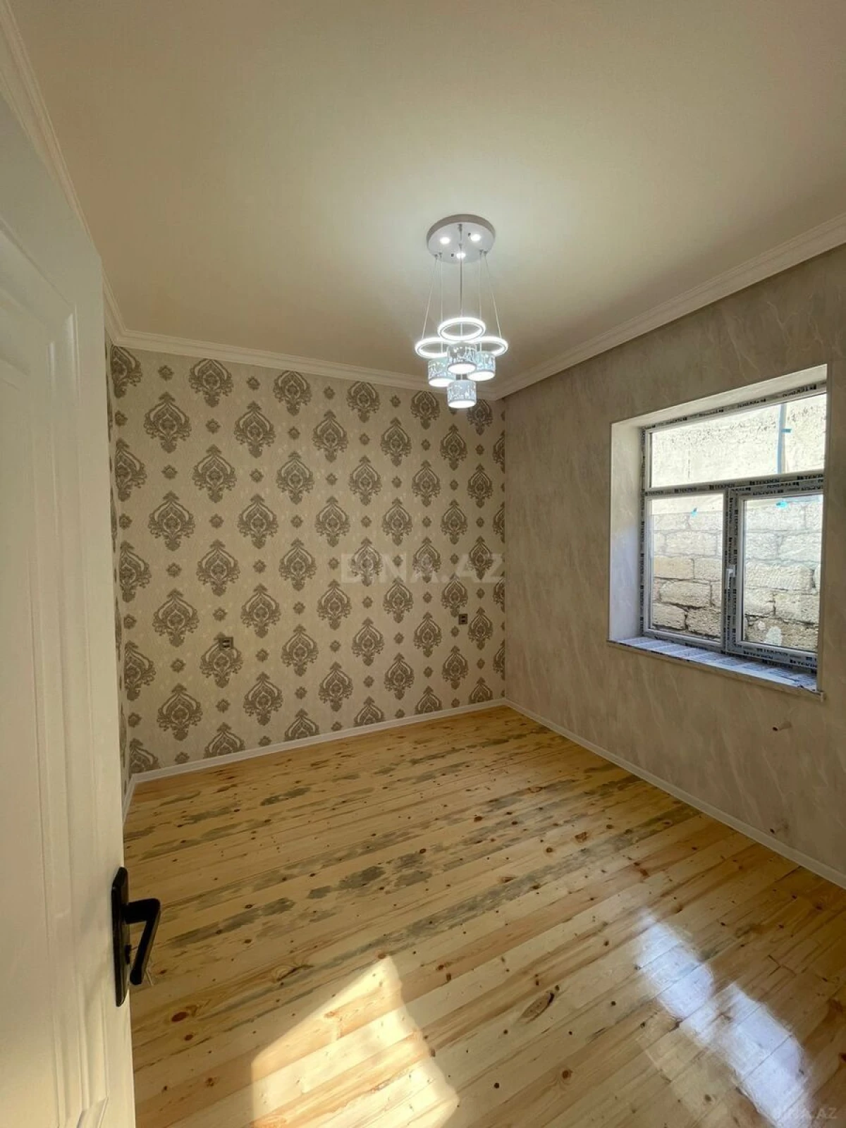 Satılır 4 otaqlı həyət evi 100 m²