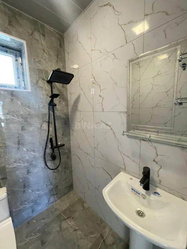 Satılır 4 otaqlı həyət evi 100 m²