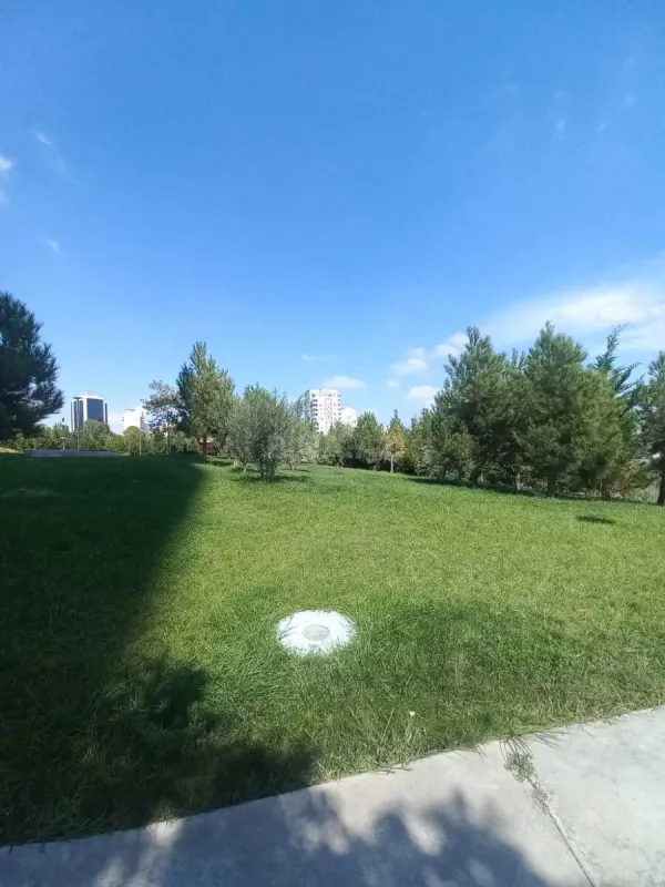 Satılır 3 otaqlı mənzil 135 m²