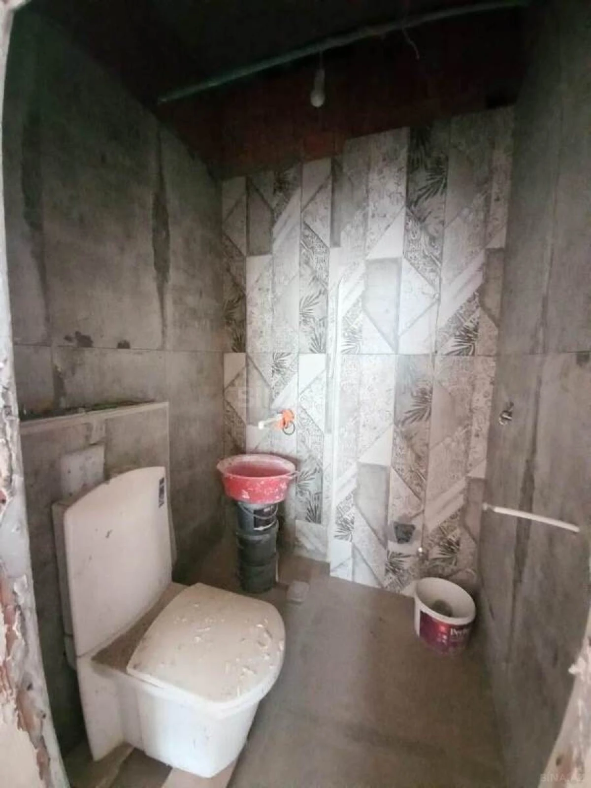 Satılır 3 otaqlı mənzil 151 m²