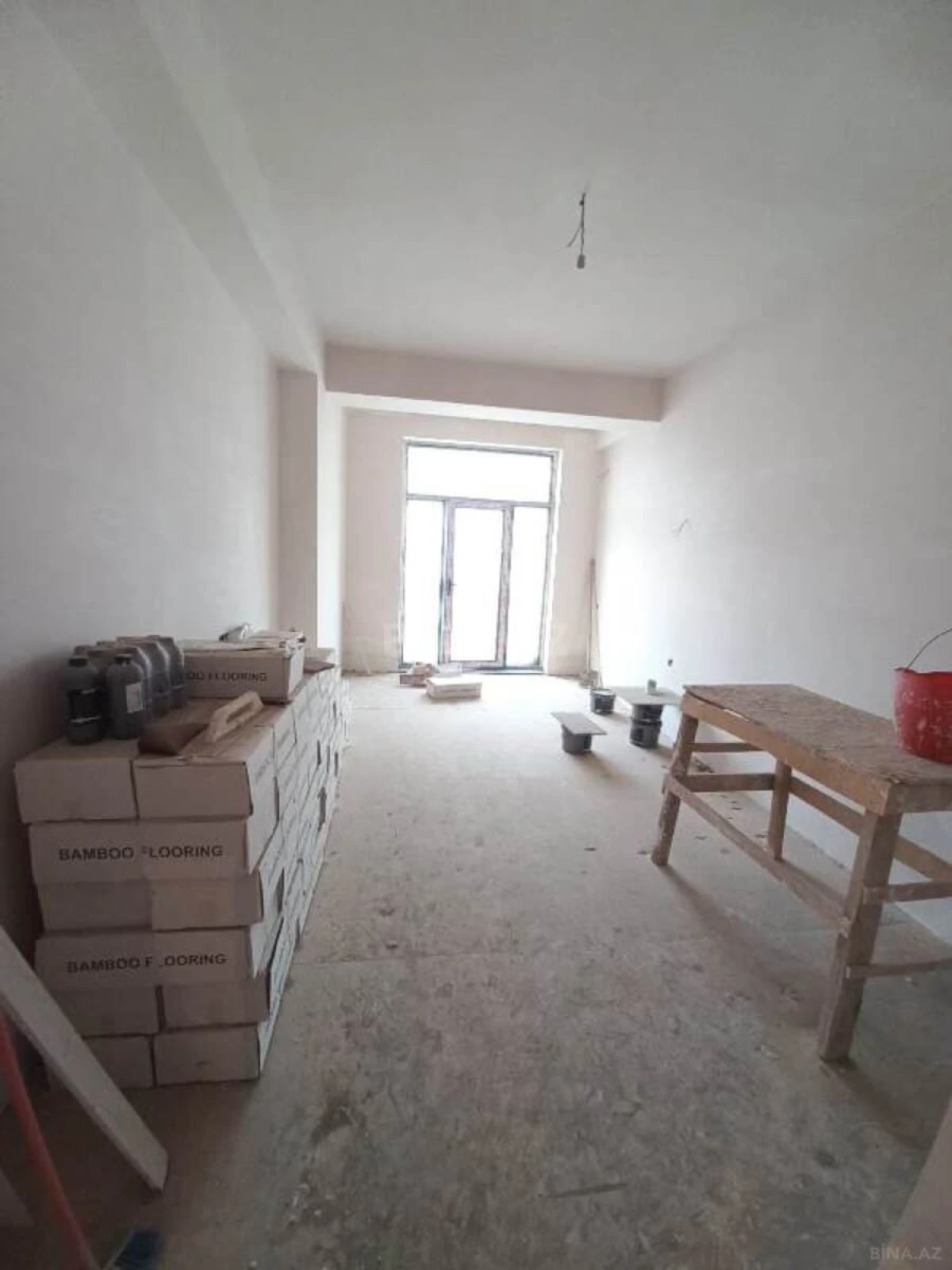 Satılır 3 otaqlı mənzil 151 m²