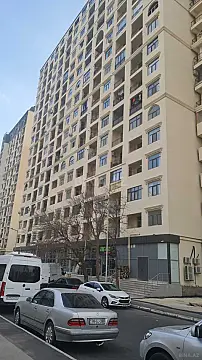 Satılır 3 otaqlı mənzil 132 m² — Bakı 3 otaq 132.00 m²