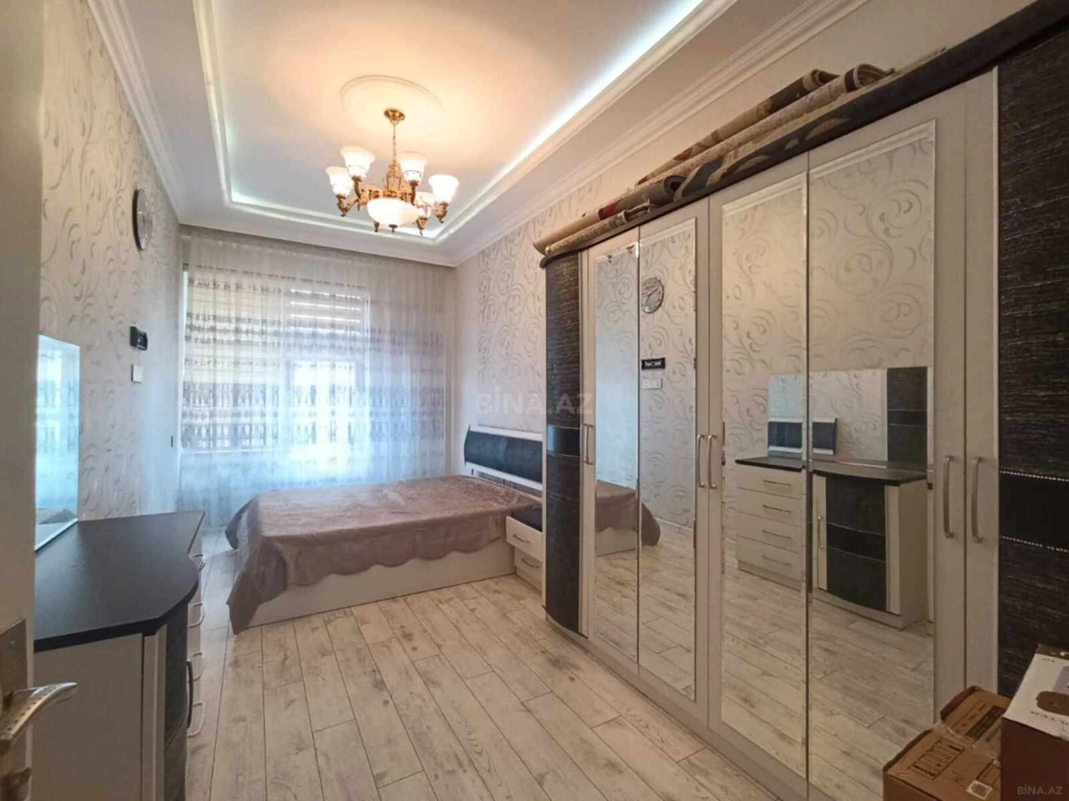Kirayə verilir 2 otaqlı mənzil 100 m²